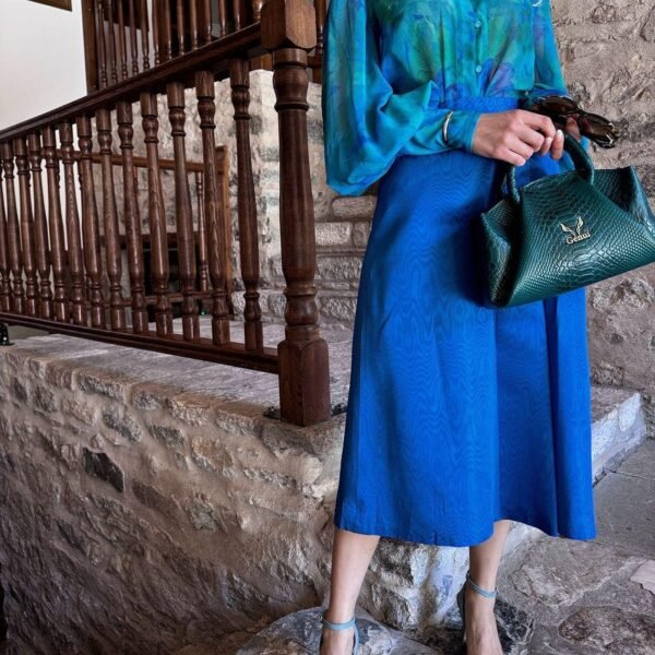 Bold Cypress Green Leather Handbag Elegant Pleated Stylish Modern Design Purse For Women